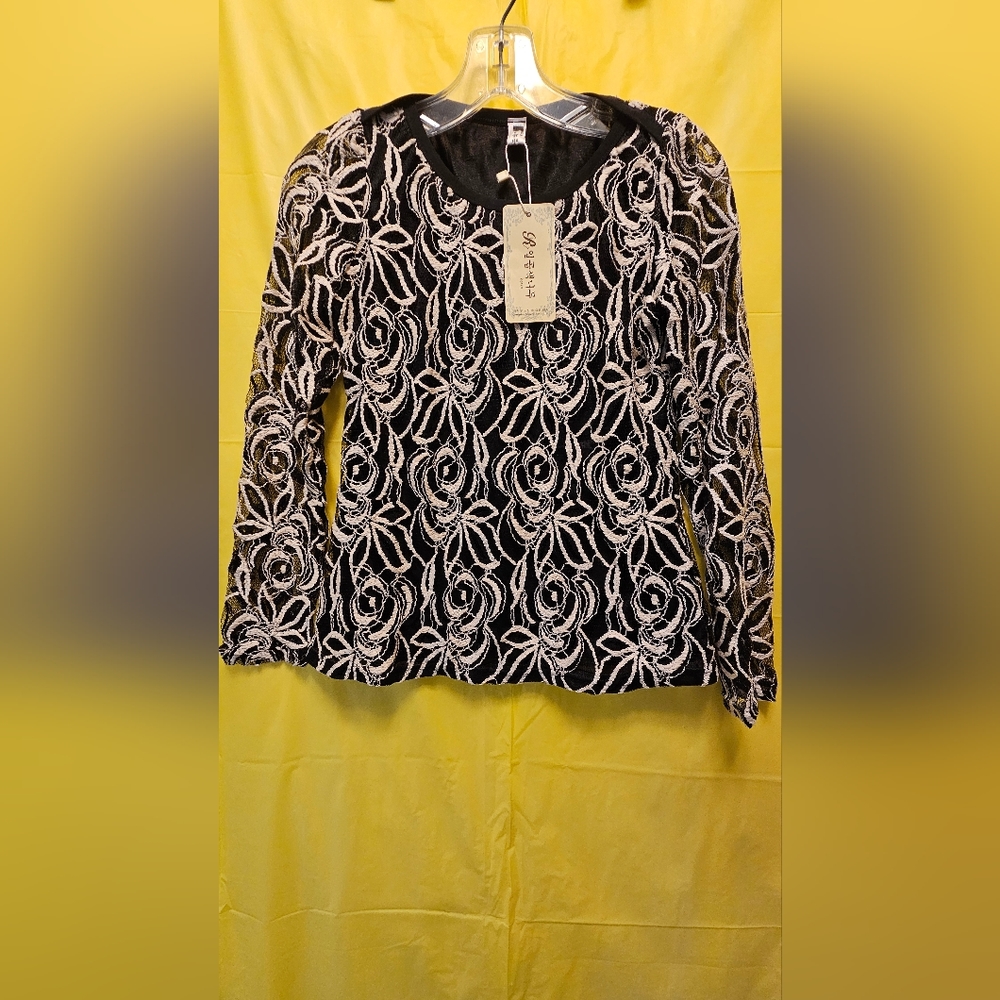 KOREA Women's black & white lace dress blouse M